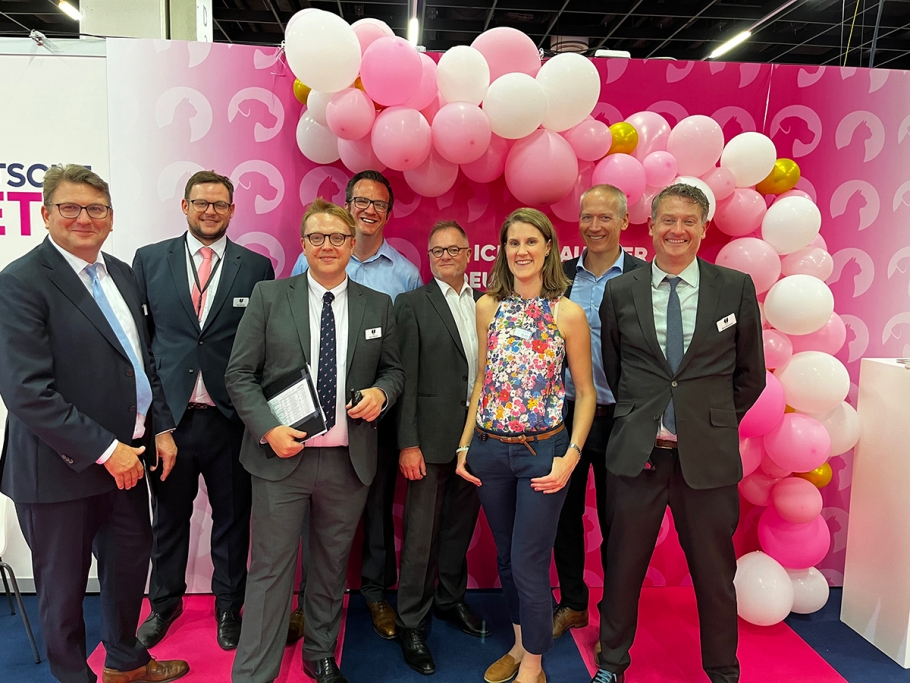 Gemeinsamer Auftakt! Das Sales und Projekt Team der Hinte Messe- und Ausstellungs-GmbH  hat auf der Deutsche Vet in Köln erste Eindrücke gesammelt und sich mit den Deutsche Vet Experten von CloserStill Media ausgetauscht